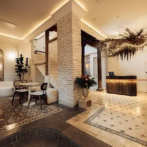Boutique Escudo Del Carmen Hotel