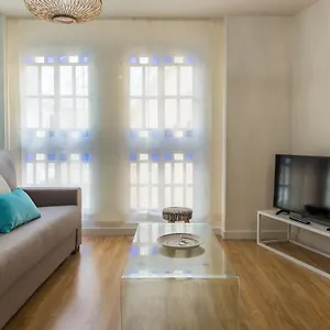 https://urbe10-plaza-de-la-merced-estudio.1costadelsol.com